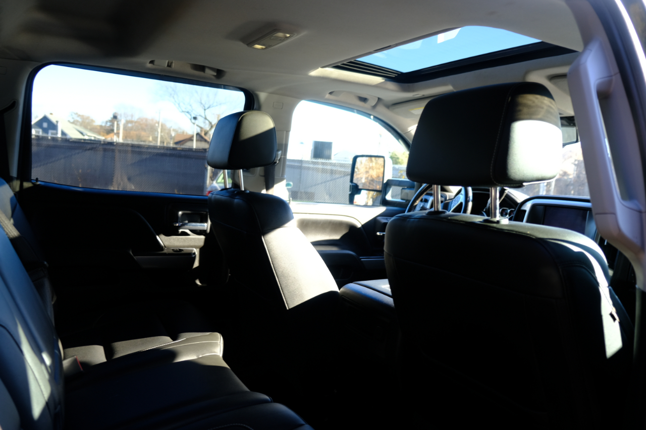 Chevrolet Silverado 2500HD 4WD Crew Cab 153.7" LTZ 2019