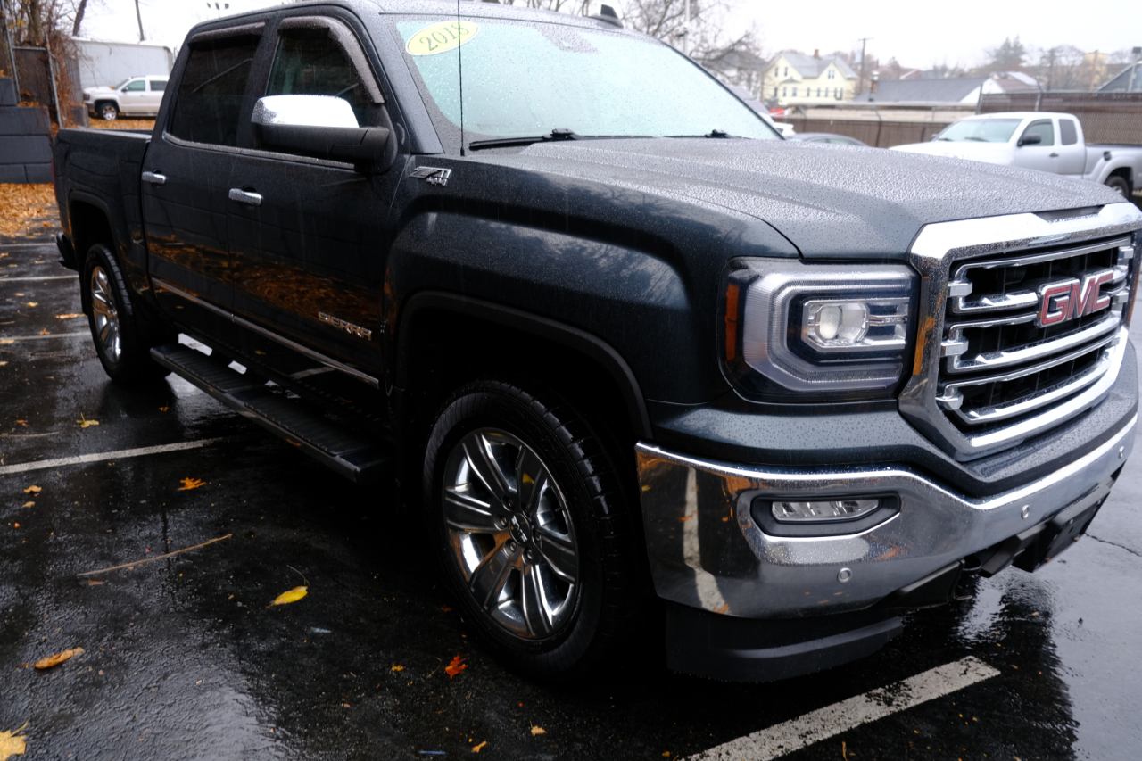 GMC Sierra 1500 4WD Crew Cab 143.5" SLT 2018