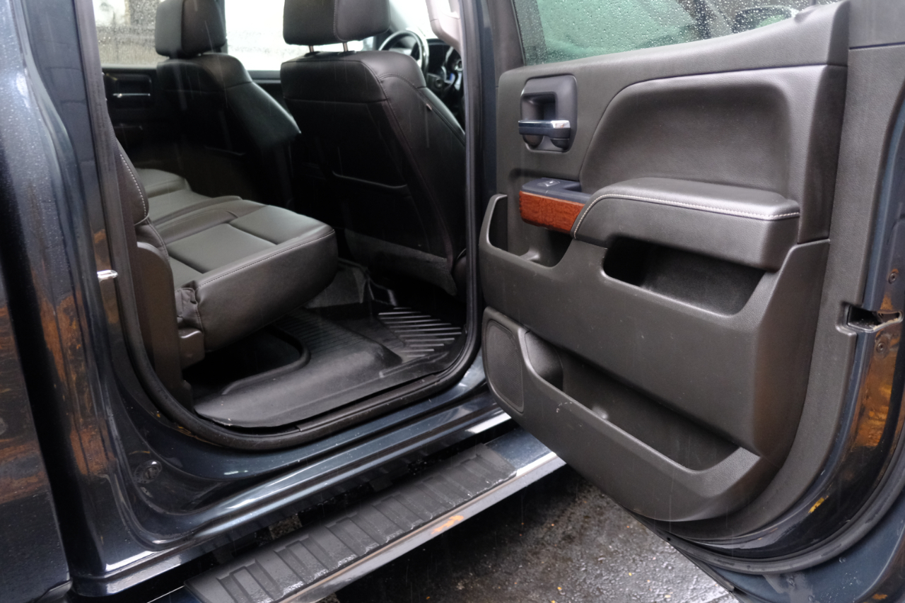 GMC Sierra 1500 4WD Crew Cab 143.5" SLT 2018