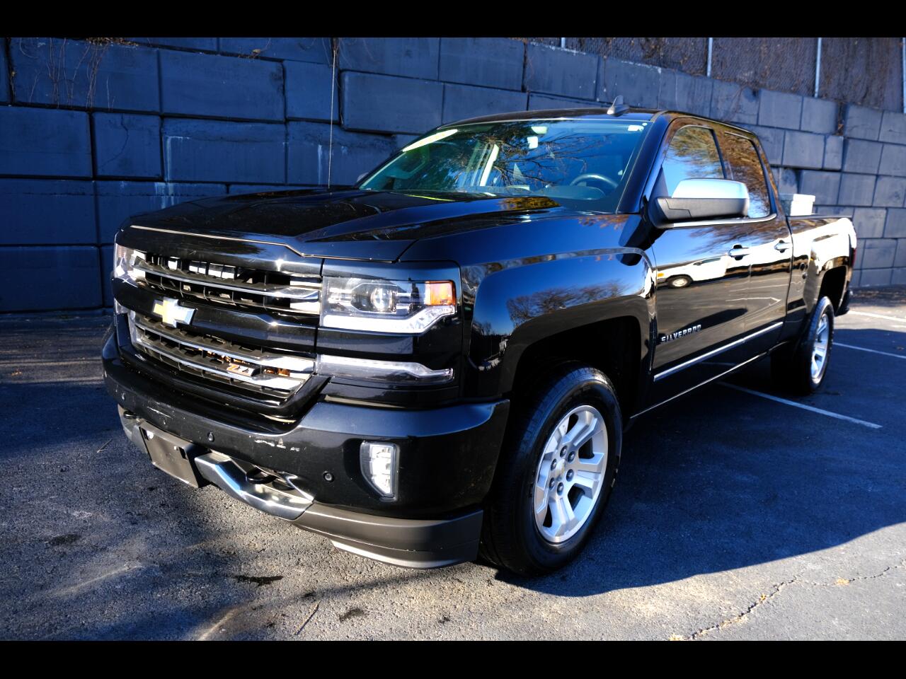 2016 Chevrolet Silverado 1500 4WD Double Cab 143.5" LTZ w/2LZ