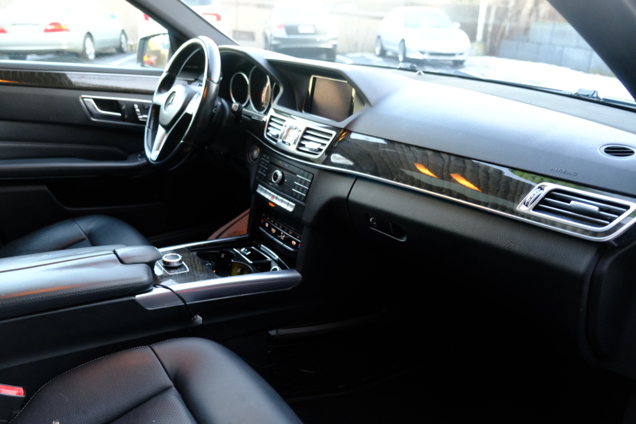 Mercedes-Benz E-Class 4dr Sdn E 350 Luxury 4MATIC 2016