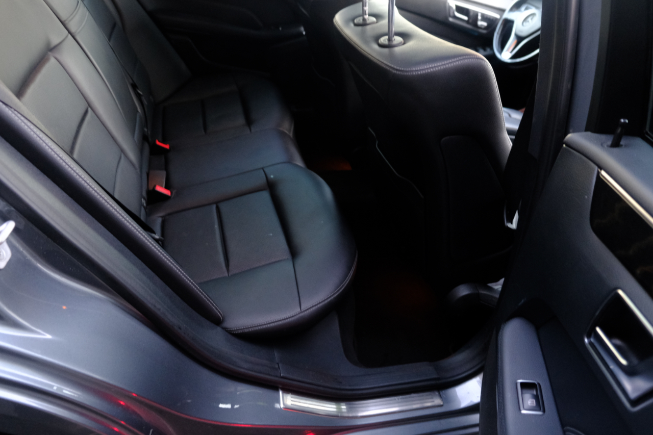 Mercedes-Benz E-Class 4dr Sdn E 350 Luxury 4MATIC 2016