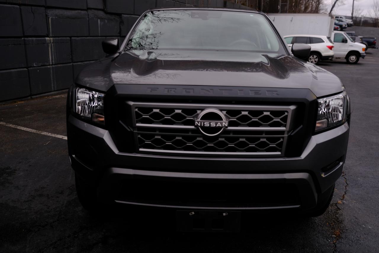 Nissan Frontier Crew Cab 4x2 SV Auto 2023