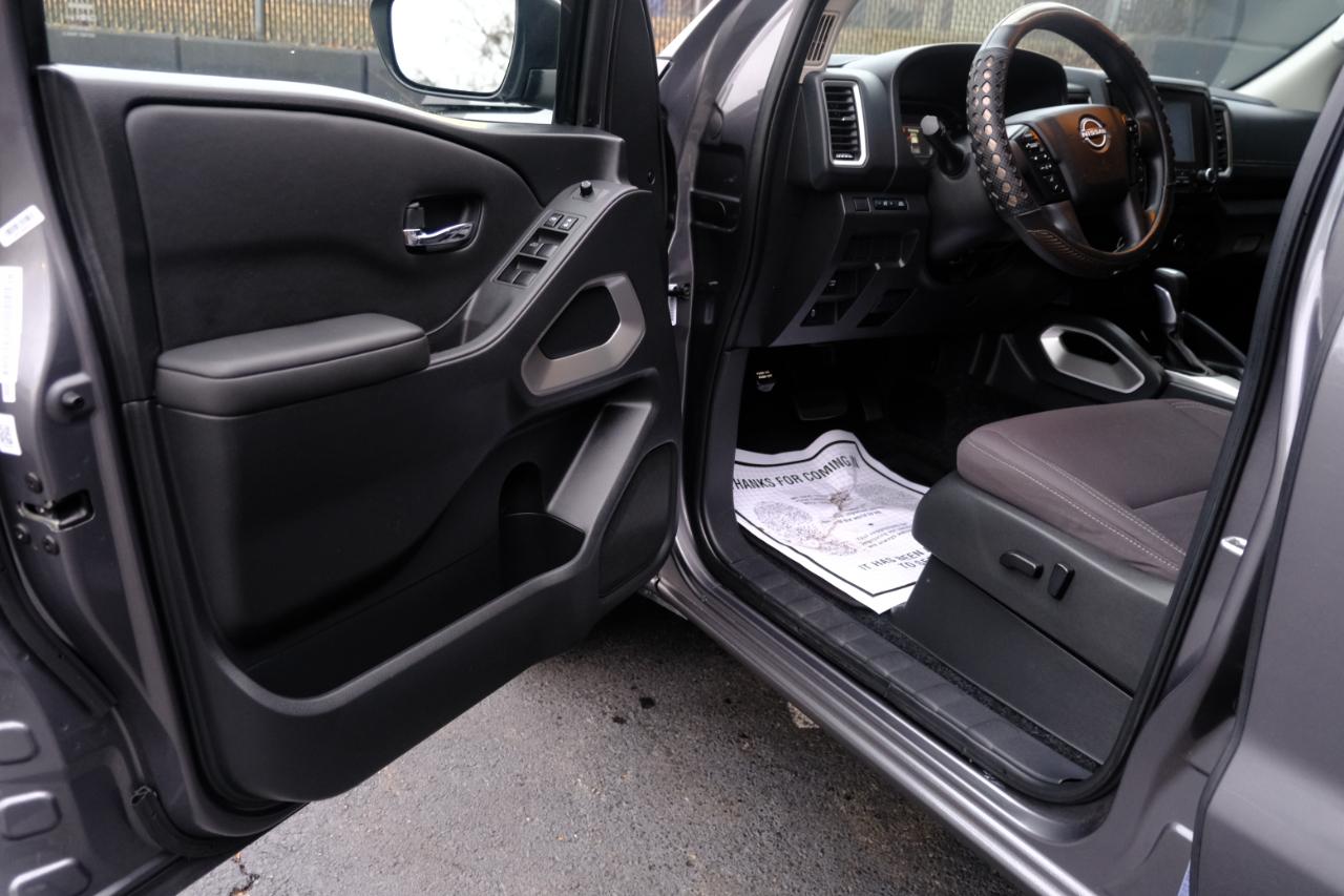 Nissan Frontier Crew Cab 4x2 SV Auto 2023