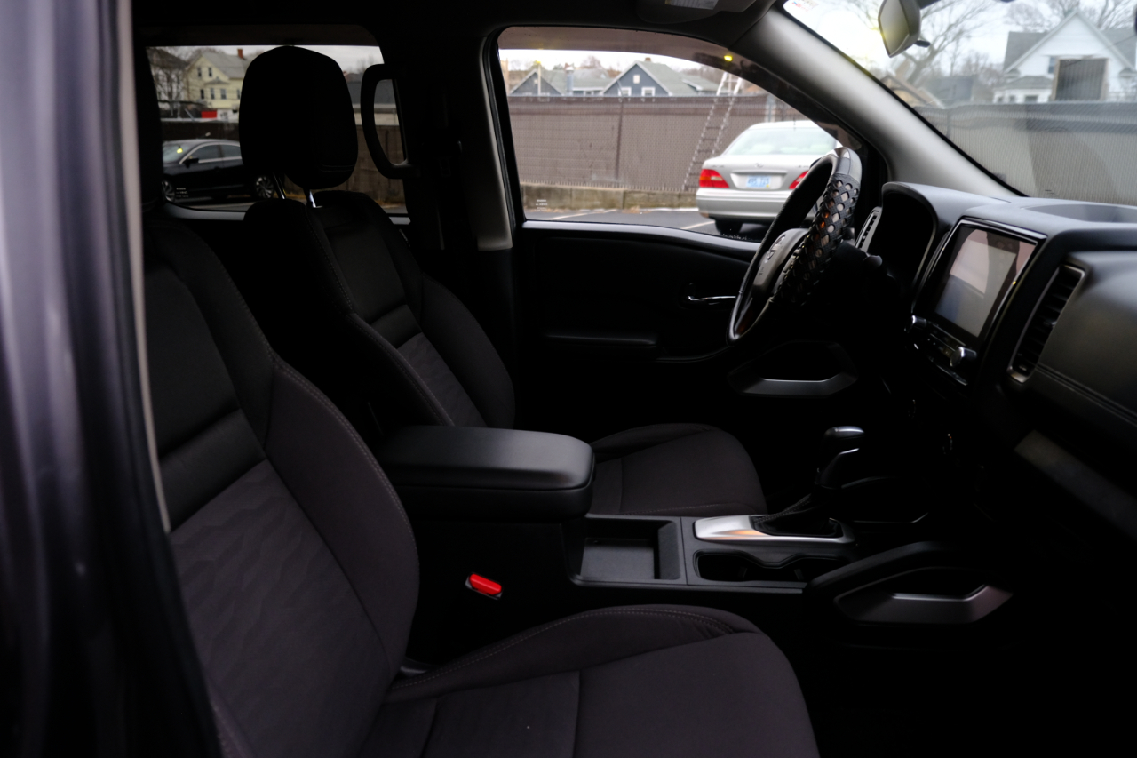 Nissan Frontier Crew Cab 4x2 SV Auto 2023