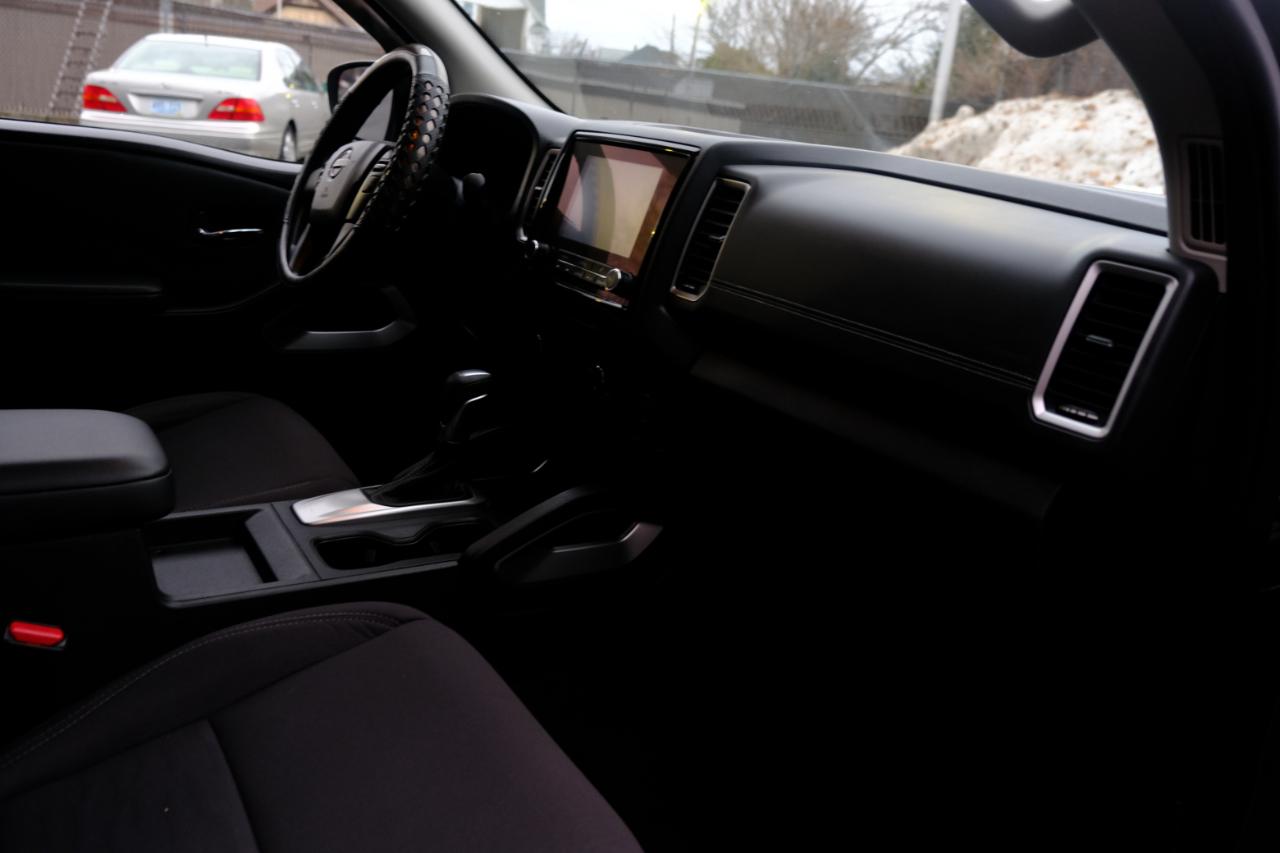 Nissan Frontier Crew Cab 4x2 SV Auto 2023