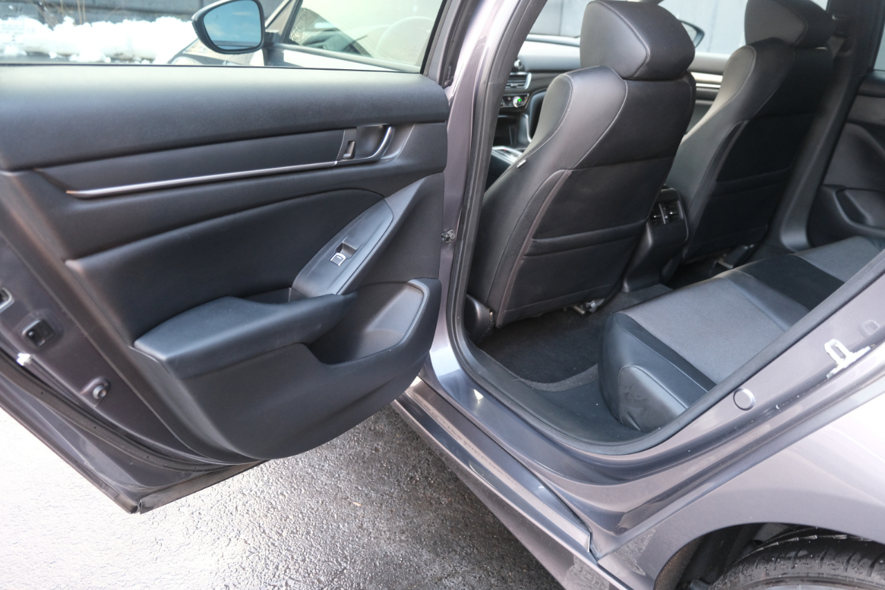 Honda Accord Sedan Sport 2.0T Auto 2018