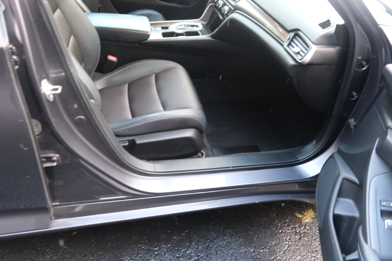 Honda Accord Sedan Sport 2.0T Auto 2018