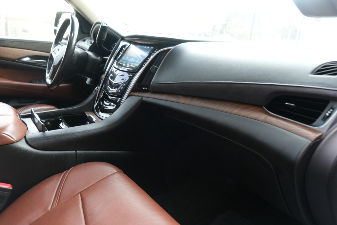 Cadillac Escalade ESV 4dr AWD Platinum Edition 2017