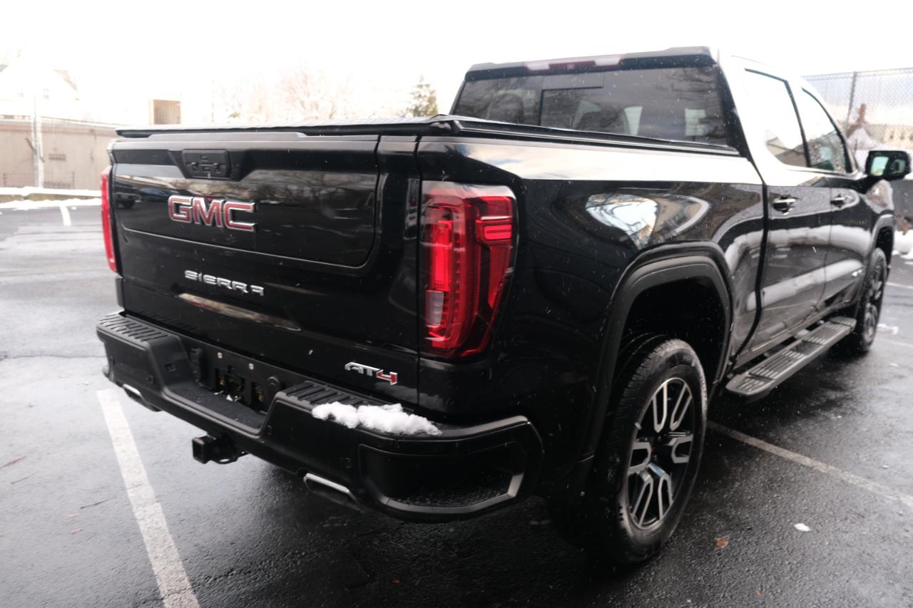 GMC Sierra 1500 4WD Crew Cab 147" AT4 2019