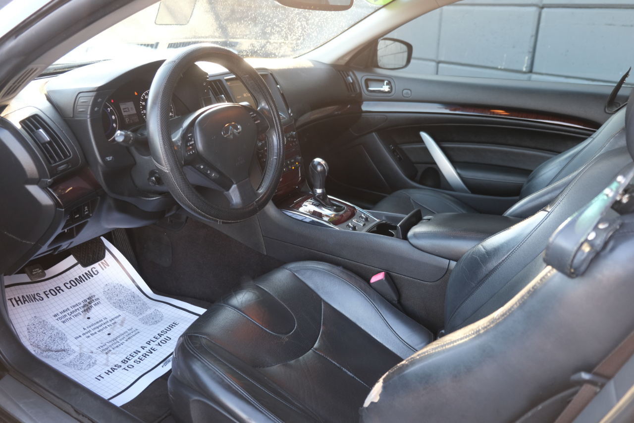 Infiniti G37 Convertible 2dr Base 2012