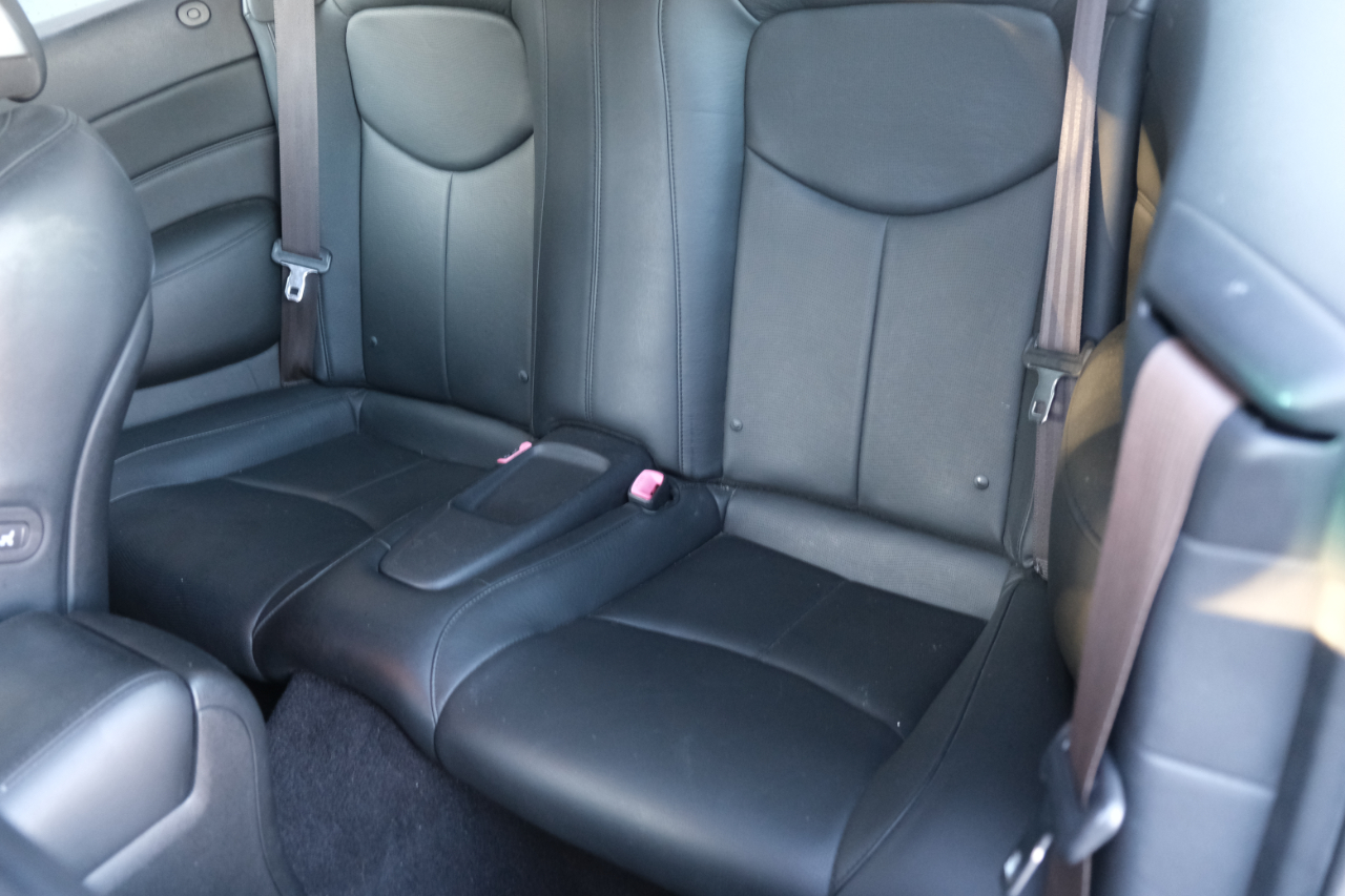 Infiniti G37 Convertible 2dr Base 2012