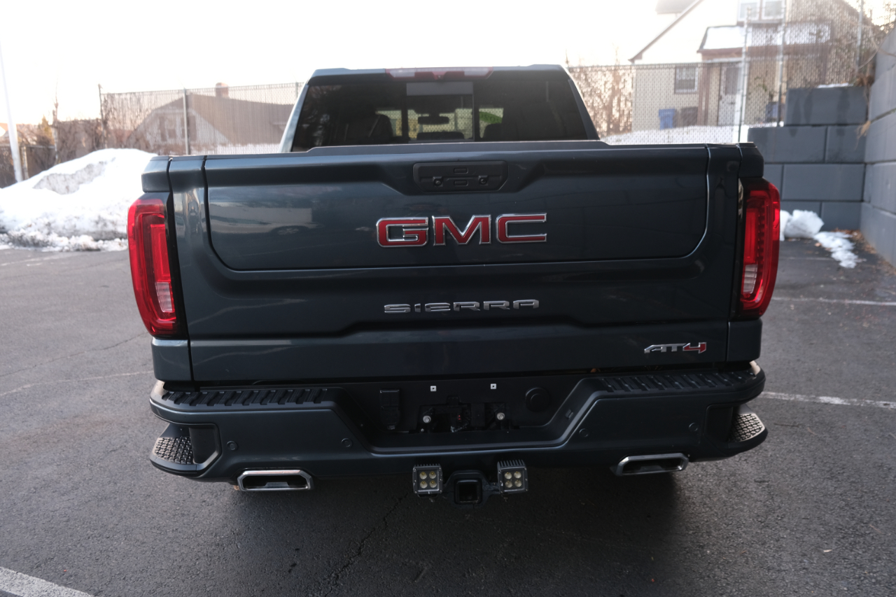 GMC Sierra 1500 4WD Crew Cab 147" AT4 2020