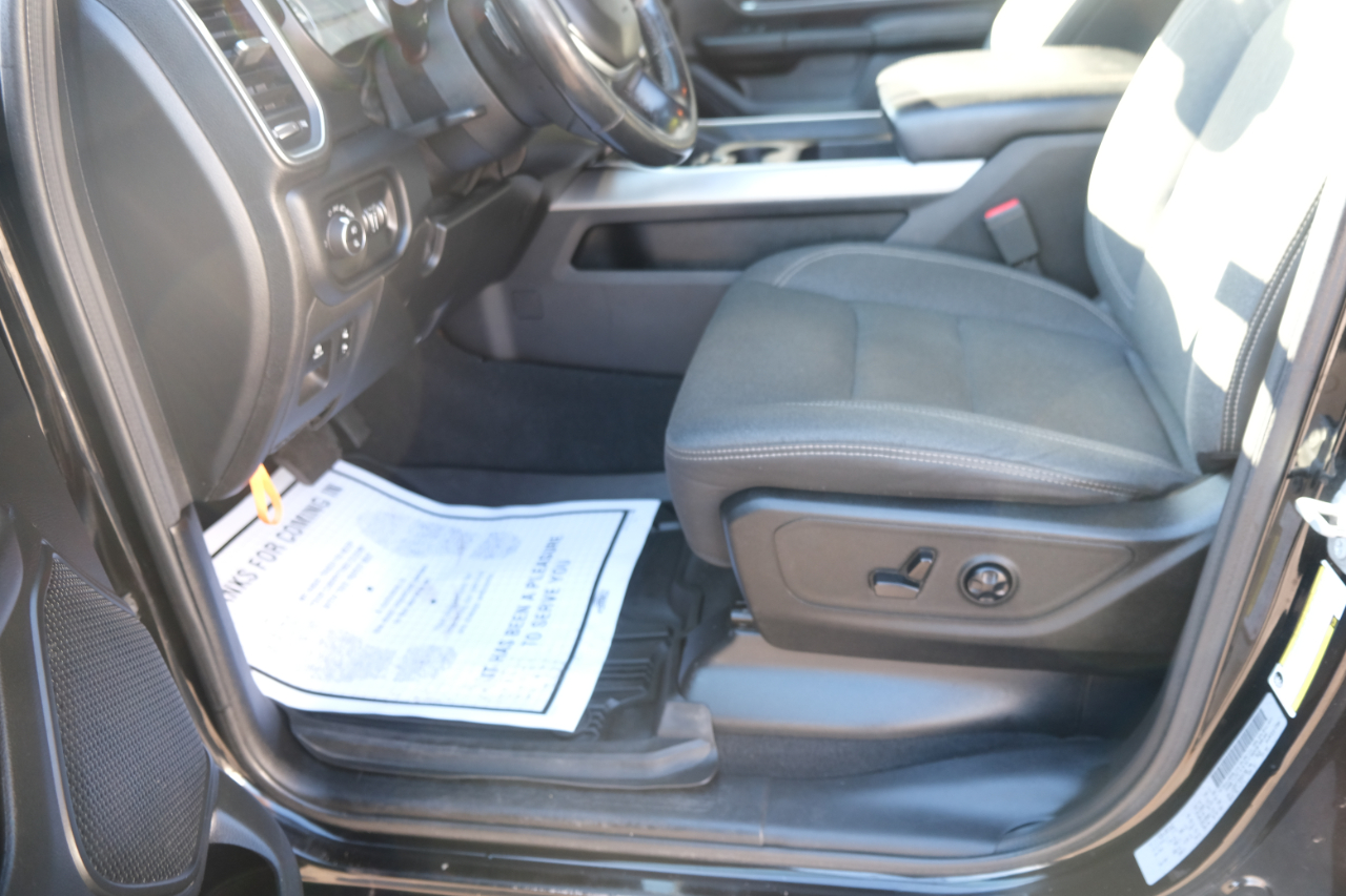 RAM 1500 Big Horn/Lone Star 4x4 Crew Cab 5'7" Box 2019