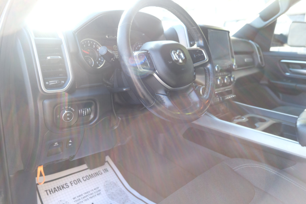 RAM 1500 Big Horn/Lone Star 4x4 Crew Cab 5'7" Box 2019