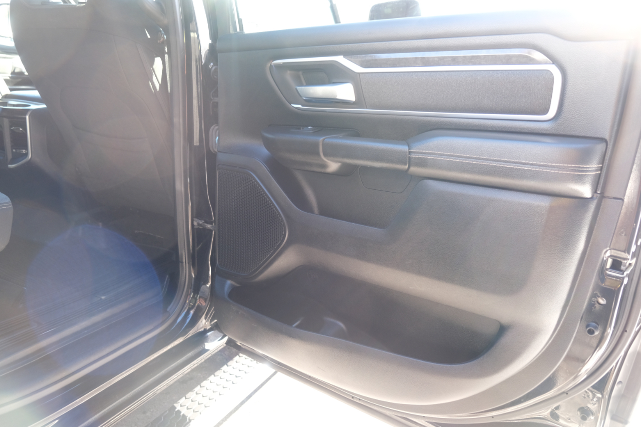 RAM 1500 Big Horn/Lone Star 4x4 Crew Cab 5'7" Box 2019