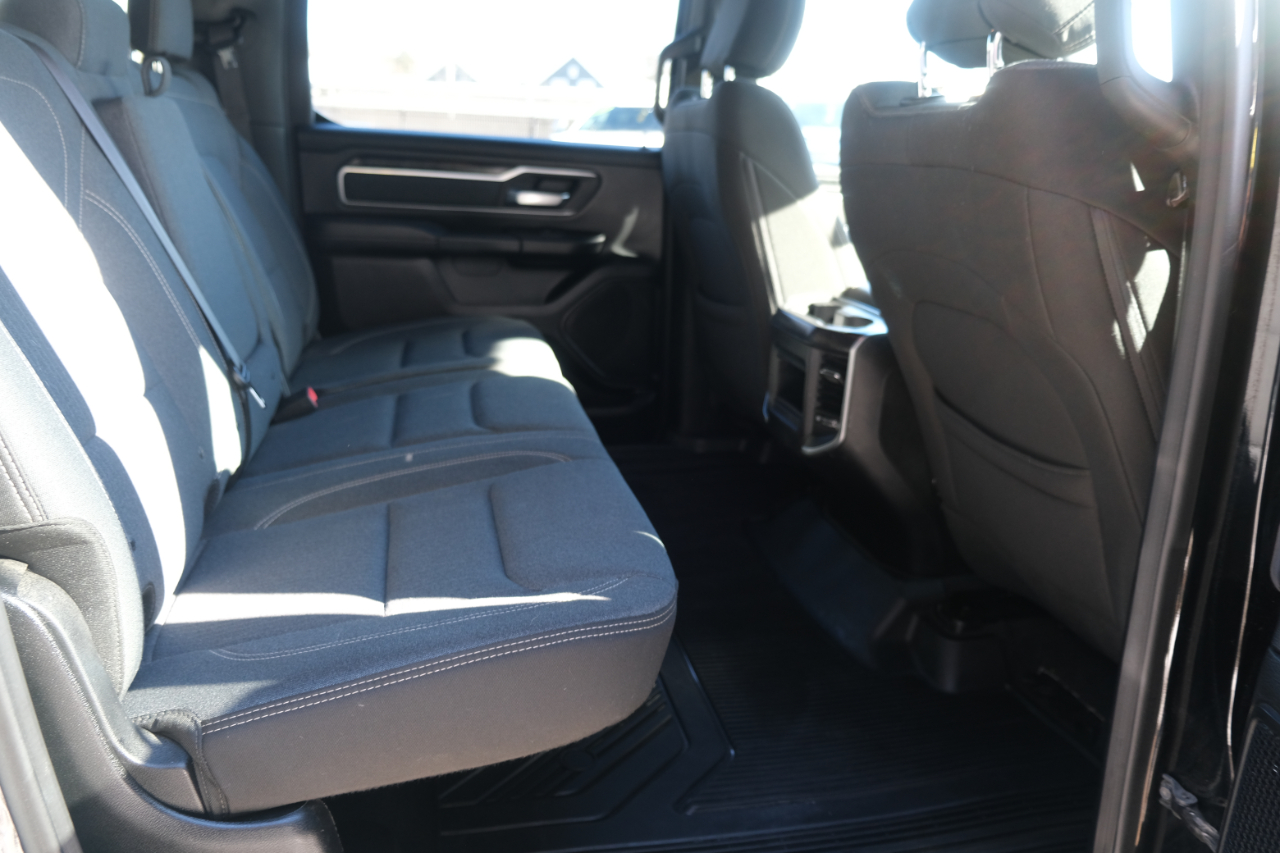 RAM 1500 Big Horn/Lone Star 4x4 Crew Cab 5'7" Box 2019