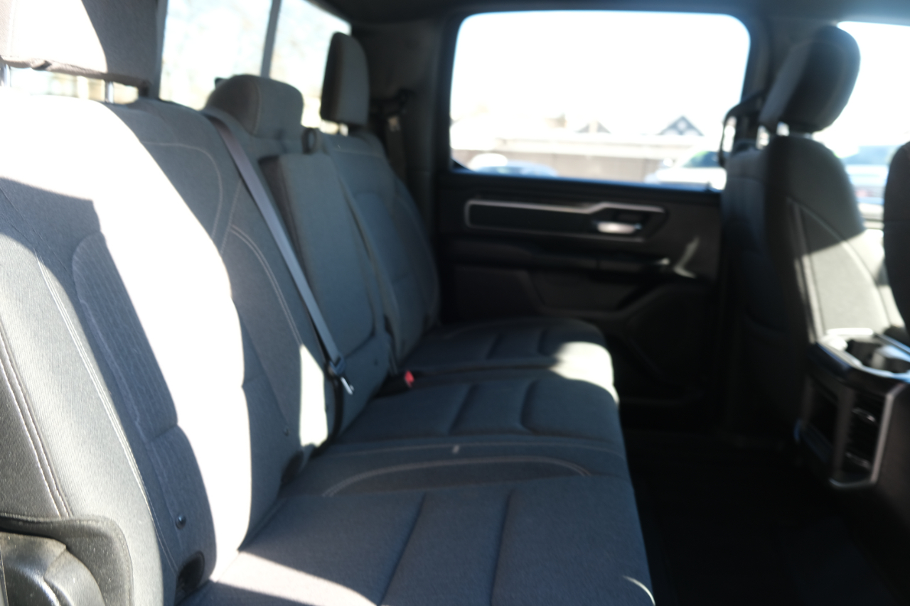 RAM 1500 Big Horn/Lone Star 4x4 Crew Cab 5'7" Box 2019