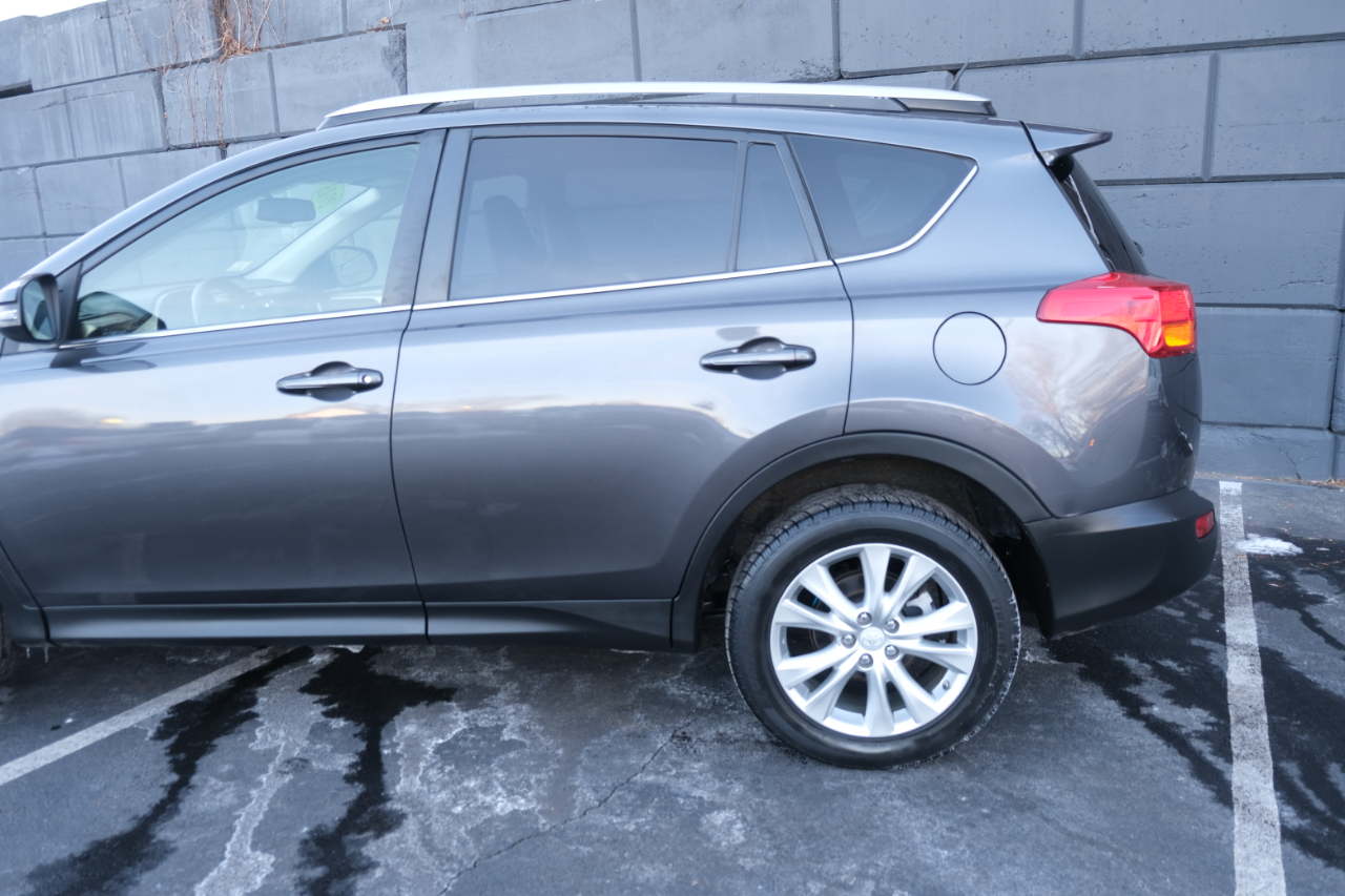 Toyota RAV4 AWD 4dr Limited (Natl) 2015