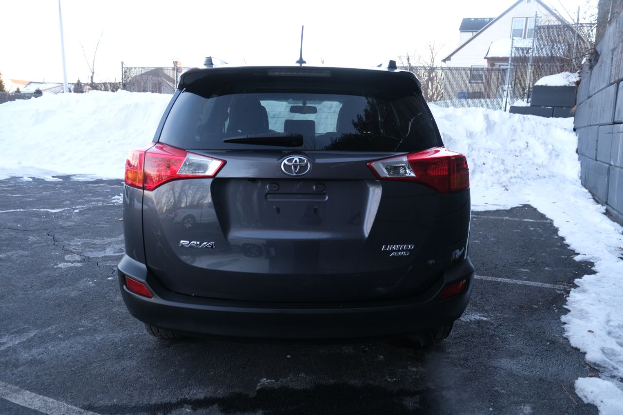 Toyota RAV4 AWD 4dr Limited (Natl) 2015