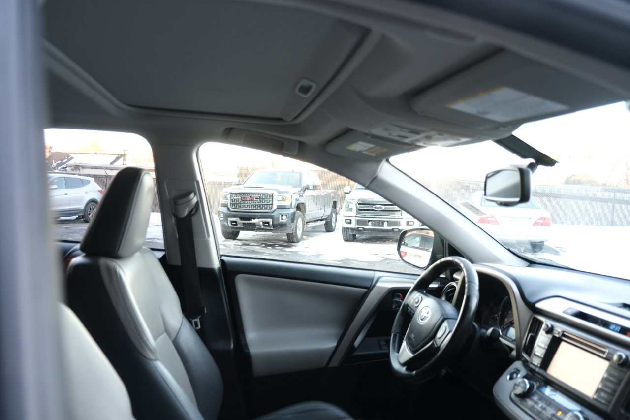 Toyota RAV4 AWD 4dr Limited (Natl) 2015