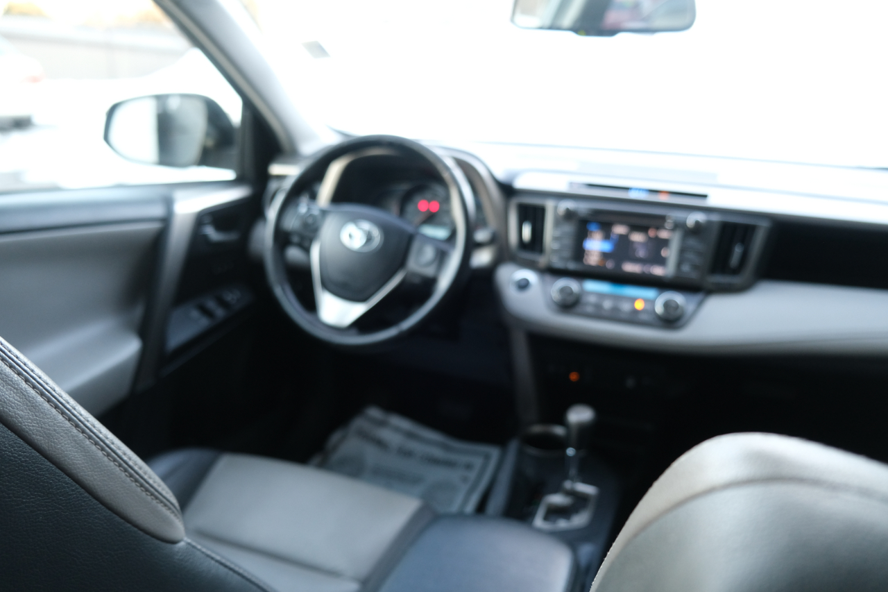 Toyota RAV4 AWD 4dr Limited (Natl) 2015