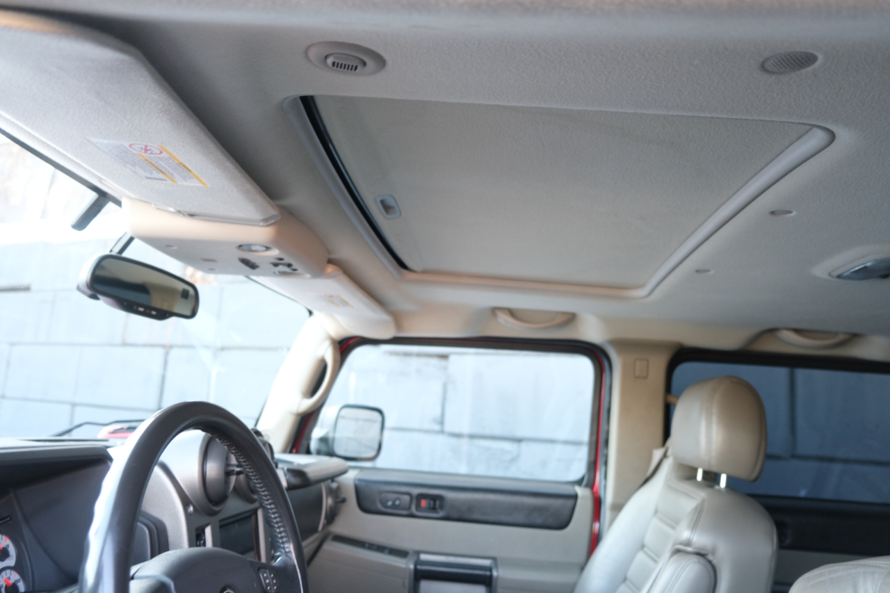 HUMMER H2 4WD 4dr SUV Luxury 2004