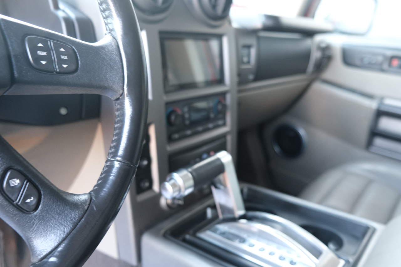 HUMMER H2 4WD 4dr SUV Luxury 2004