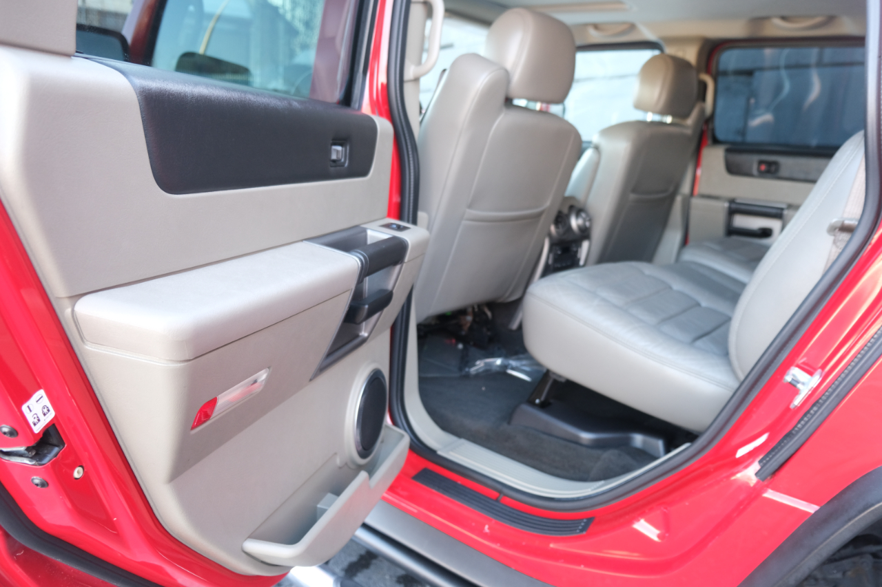 HUMMER H2 4WD 4dr SUV Luxury 2004
