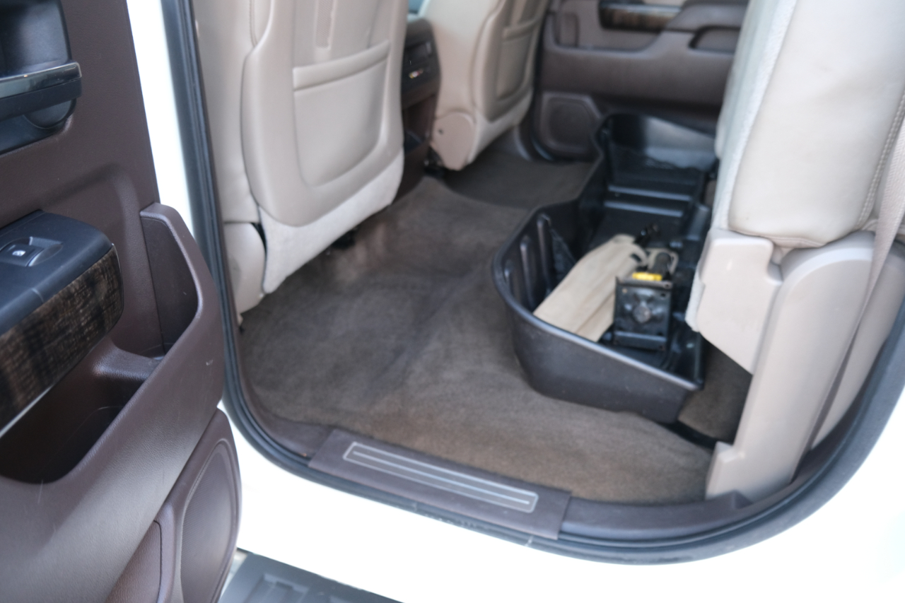 GMC Sierra 1500 4WD Crew Cab 143.5" Denali 2015