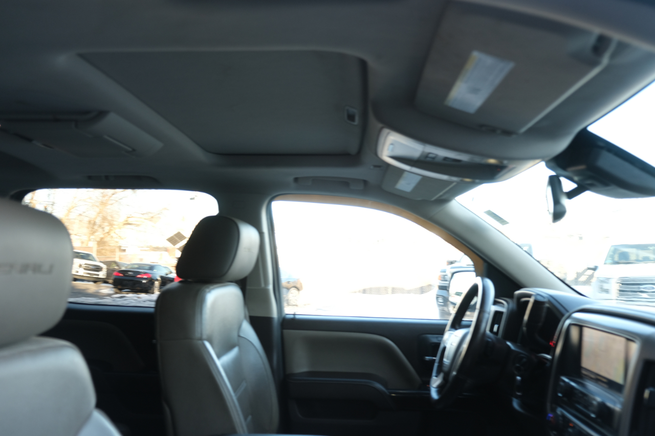 GMC Sierra 1500 4WD Crew Cab 143.5" Denali 2015