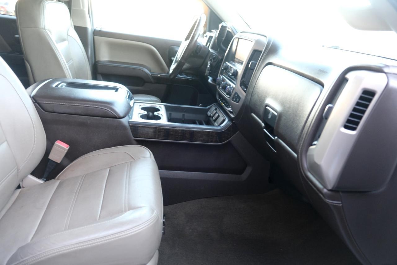 GMC Sierra 1500 4WD Crew Cab 143.5" Denali 2015