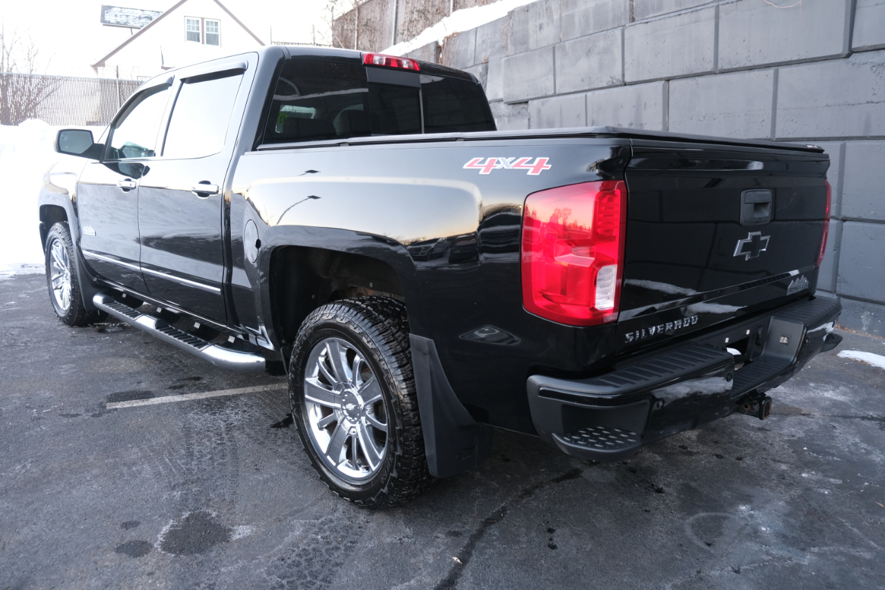 Chevrolet Silverado 1500 4WD Crew Cab 143.5" High Country 2017