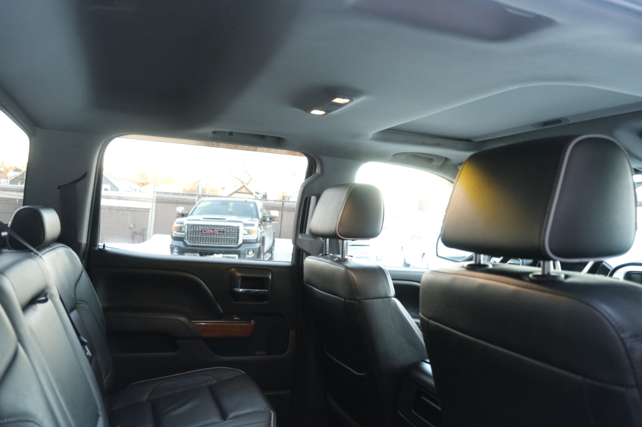 Chevrolet Silverado 1500 4WD Crew Cab 143.5" High Country 2017