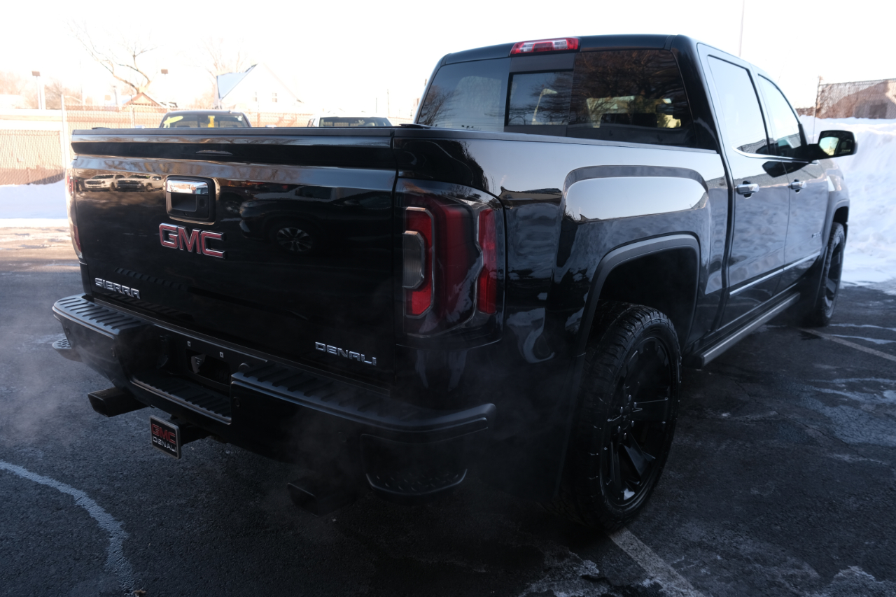 GMC Sierra 1500 4WD Crew Cab 143.5" Denali 2016