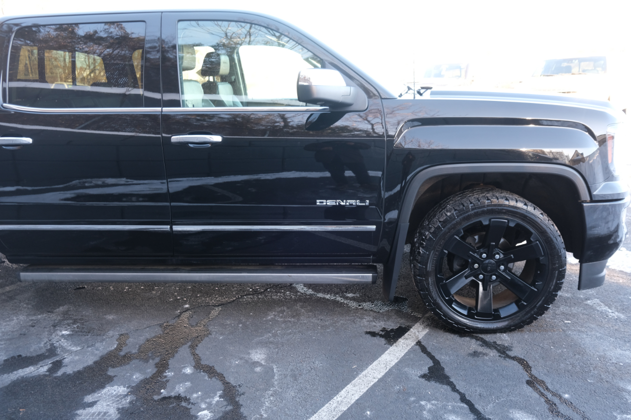 GMC Sierra 1500 4WD Crew Cab 143.5" Denali 2016
