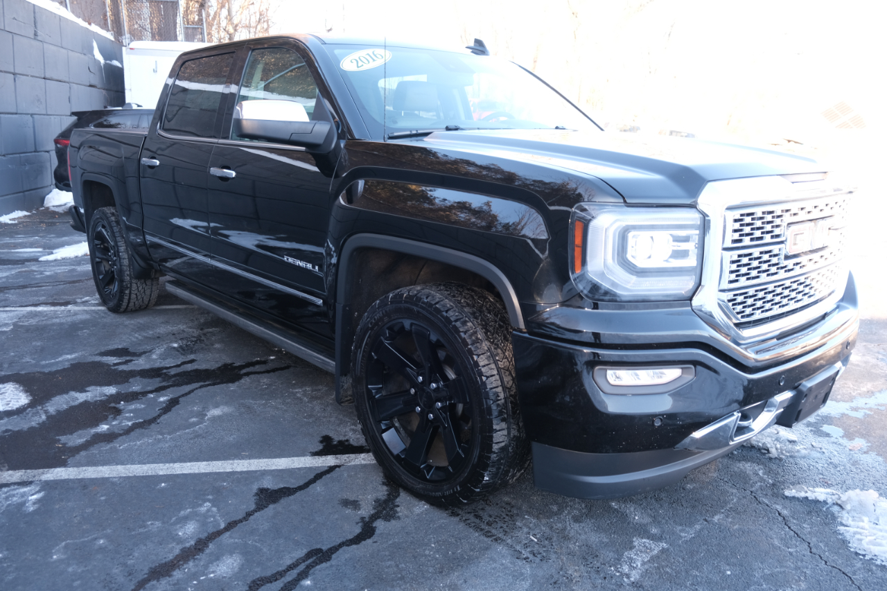 GMC Sierra 1500 4WD Crew Cab 143.5" Denali 2016