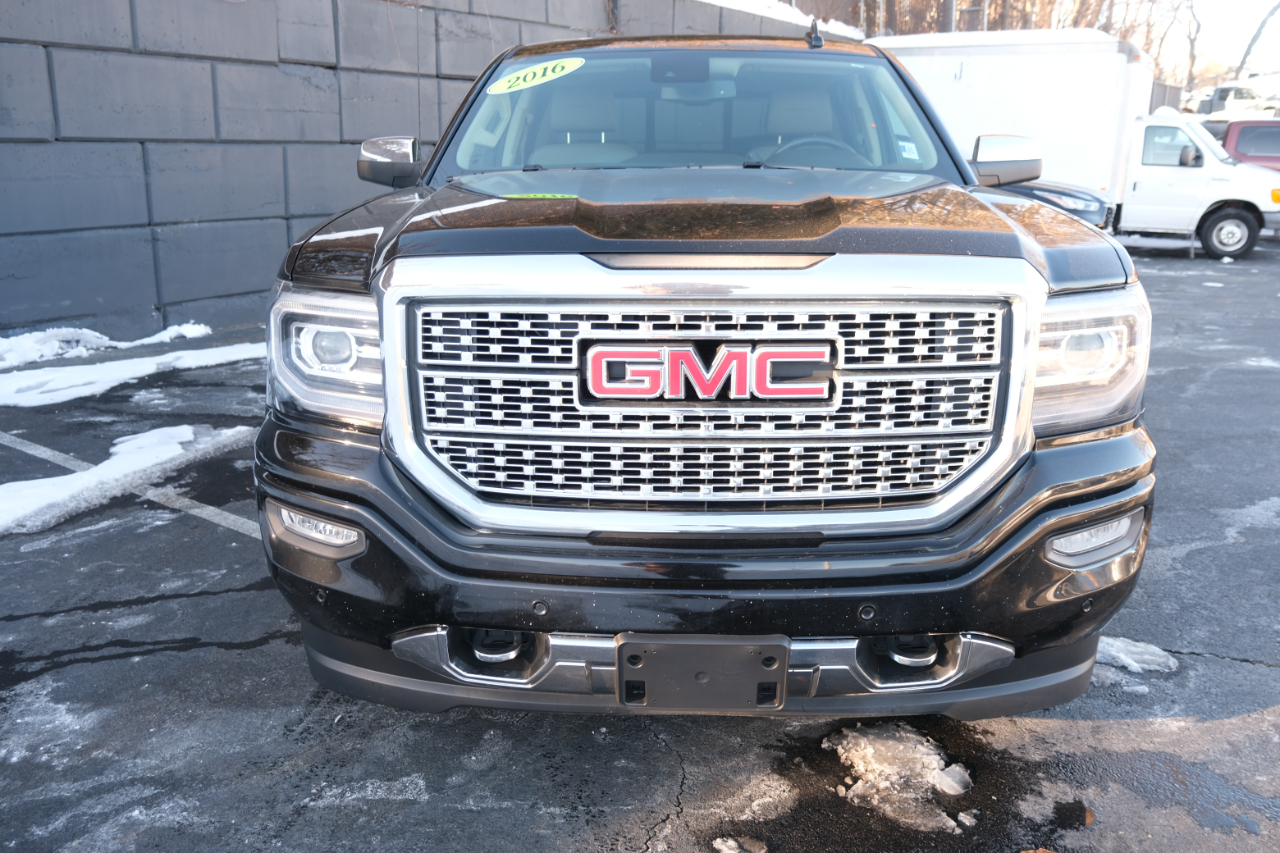 GMC Sierra 1500 4WD Crew Cab 143.5" Denali 2016