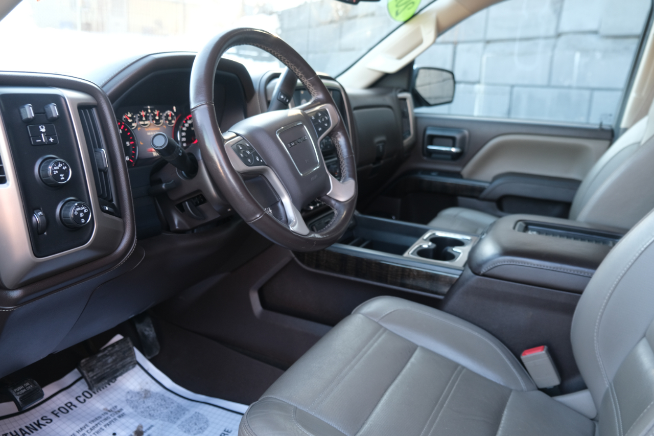 GMC Sierra 1500 4WD Crew Cab 143.5" Denali 2016
