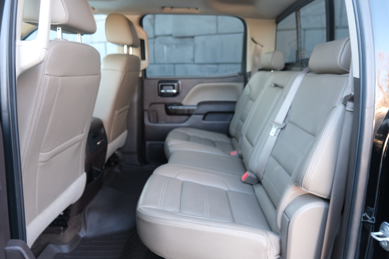 GMC Sierra 1500 4WD Crew Cab 143.5" Denali 2016