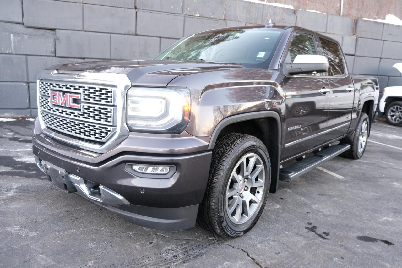 GMC Sierra 1500 4WD Crew Cab 143.5" Denali 2016