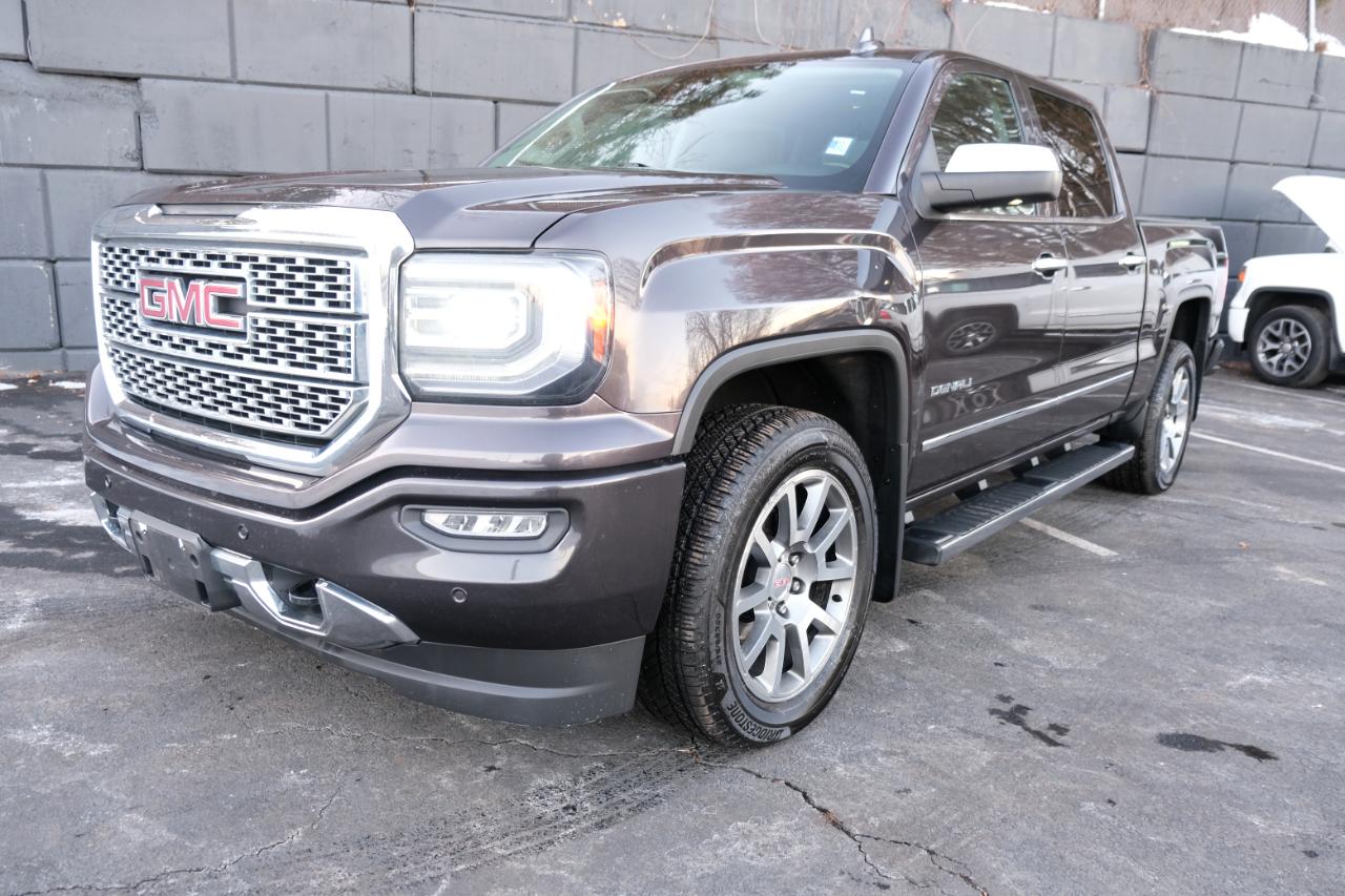 GMC Sierra 1500 4WD Crew Cab 143.5" Denali 2016