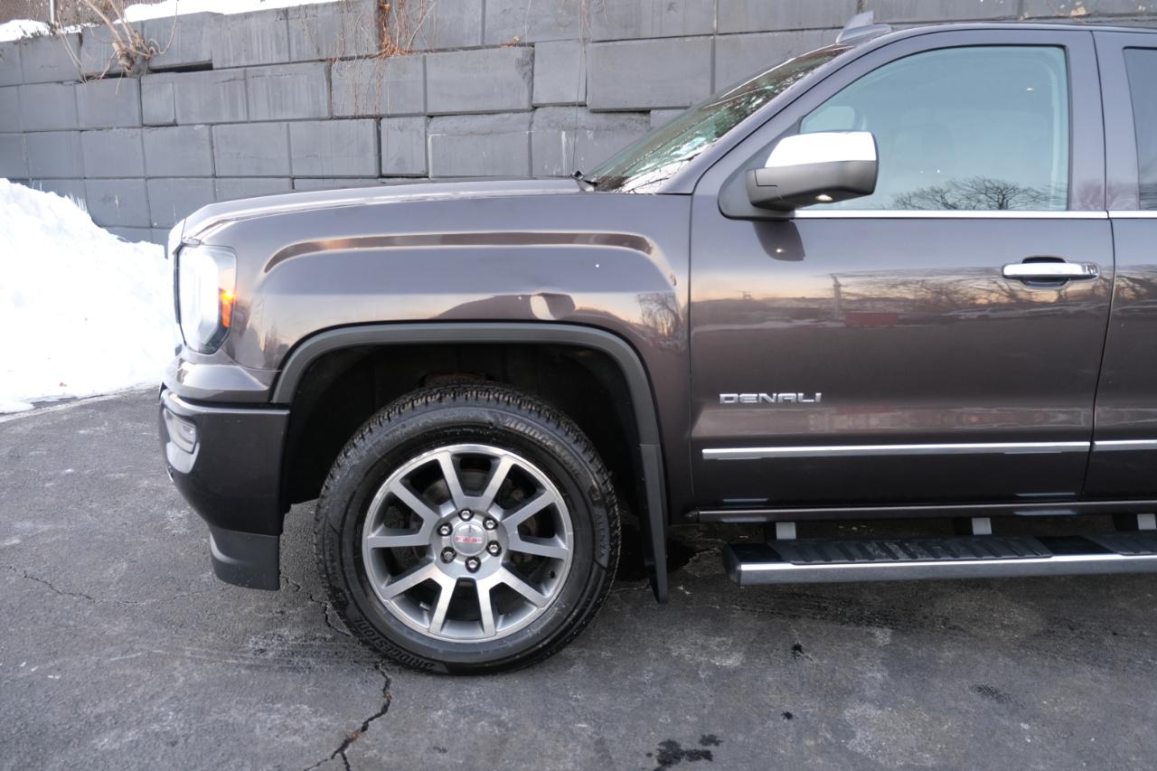 GMC Sierra 1500 4WD Crew Cab 143.5" Denali 2016