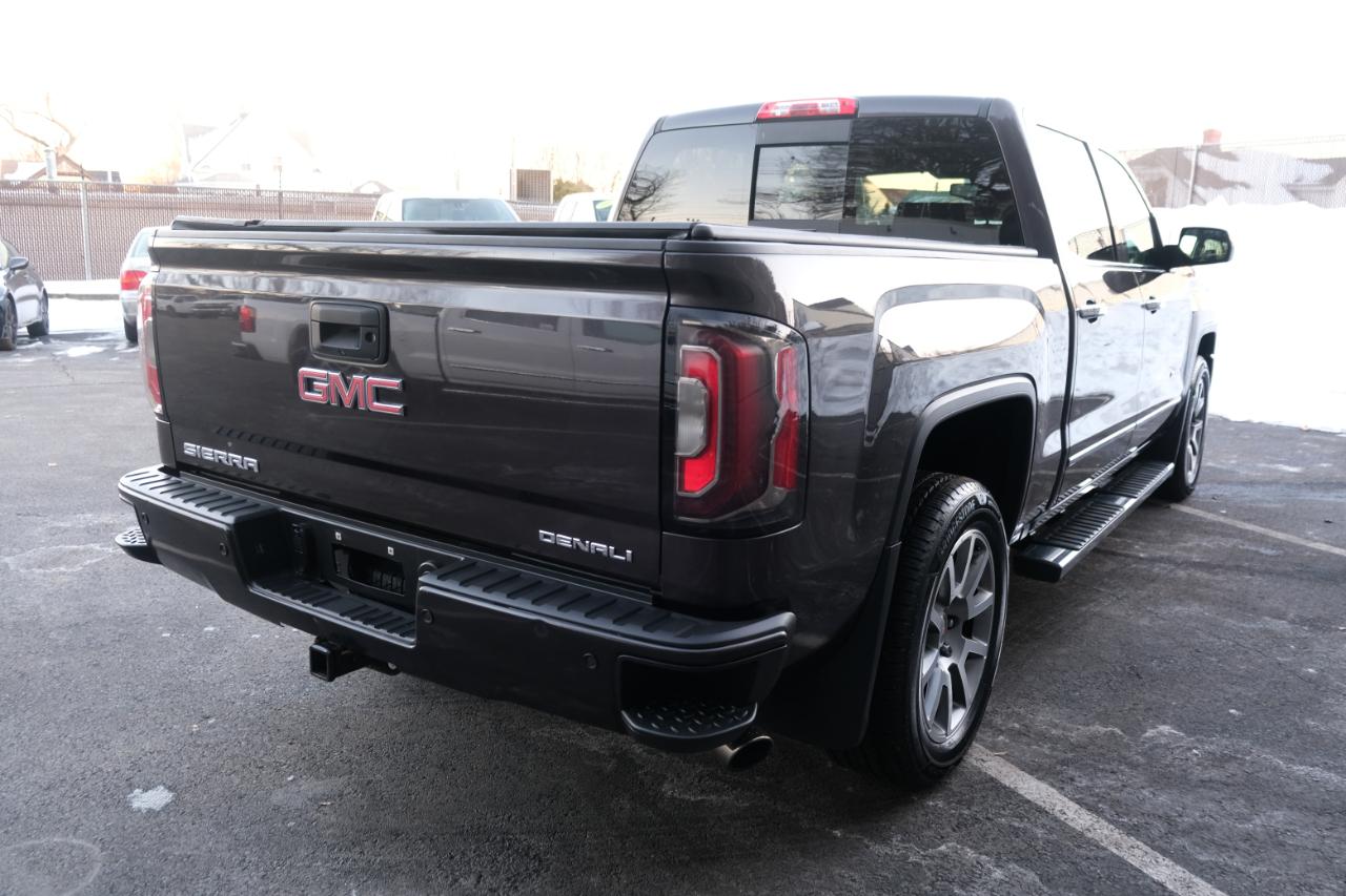 GMC Sierra 1500 4WD Crew Cab 143.5" Denali 2016