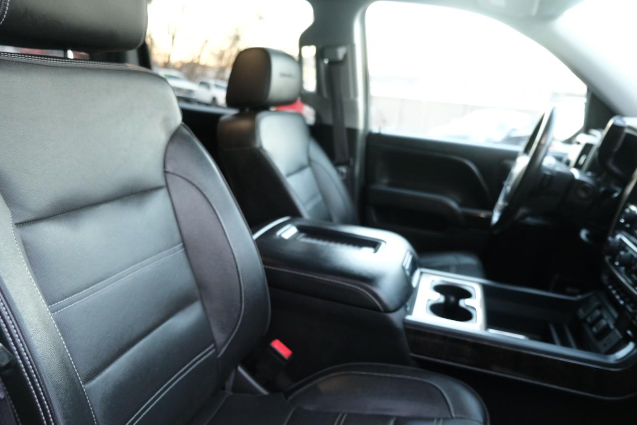 GMC Sierra 1500 4WD Crew Cab 143.5" Denali 2016