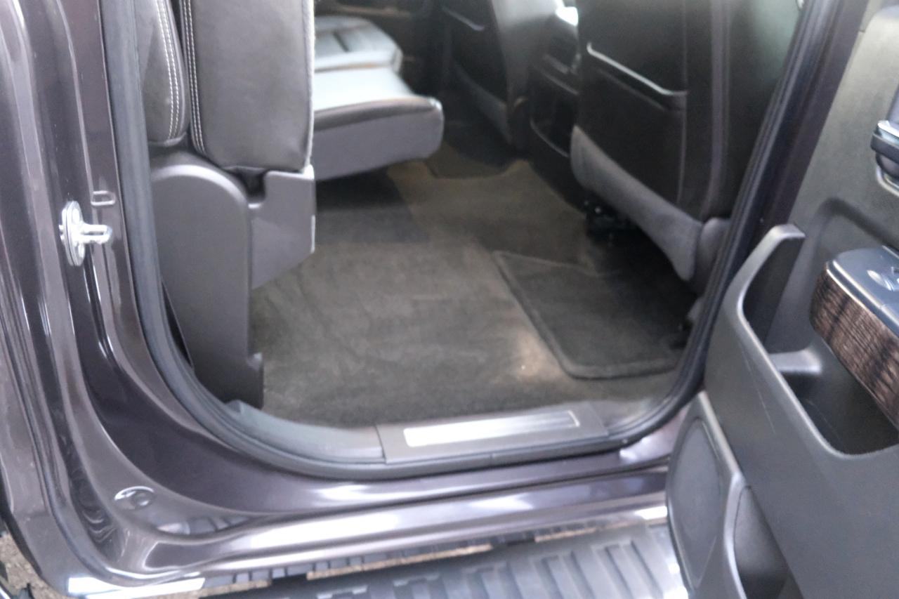 GMC Sierra 1500 4WD Crew Cab 143.5" Denali 2016