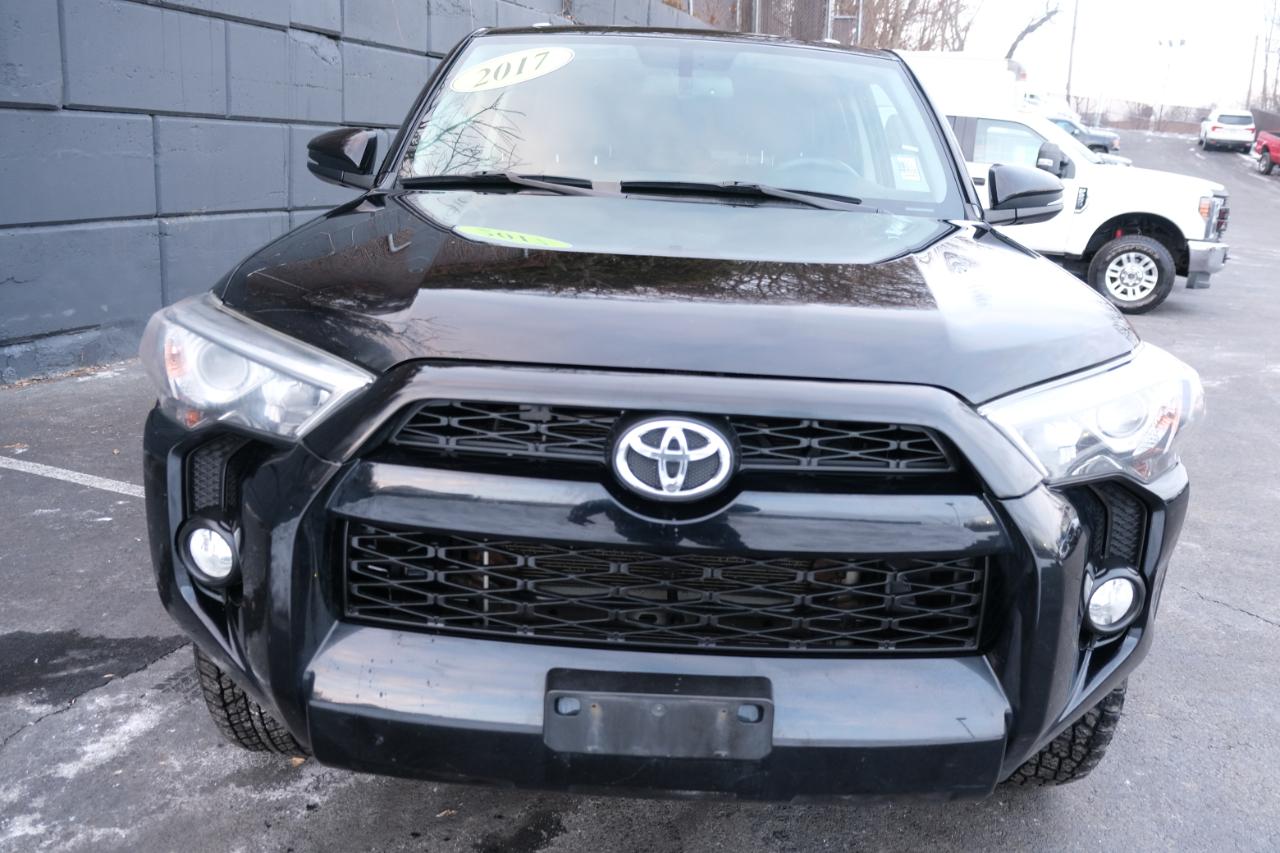 Toyota 4Runner SR5 Premium 4D SUV 4X4 V6 2017
