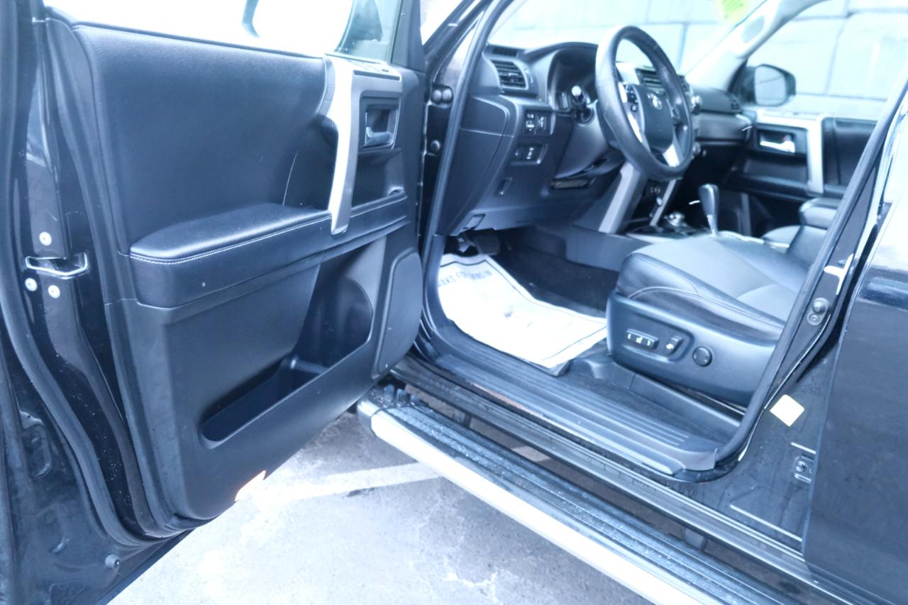 Toyota 4Runner SR5 Premium 4D SUV 4X4 V6 2017