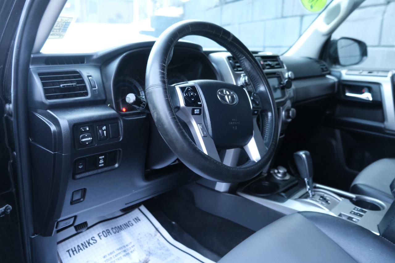 Toyota 4Runner SR5 Premium 4D SUV 4X4 V6 2017