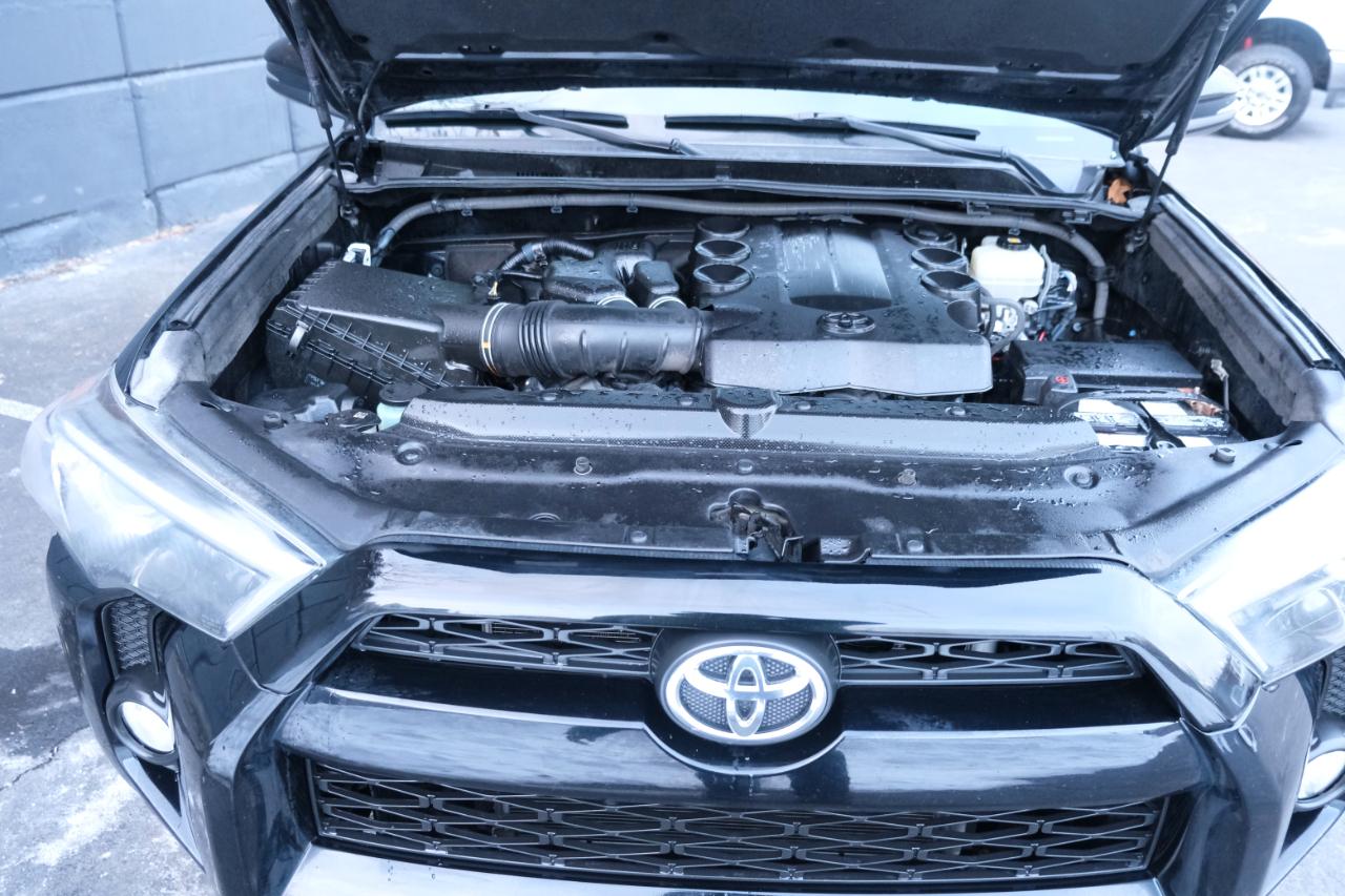 Toyota 4Runner SR5 Premium 4D SUV 4X4 V6 2017